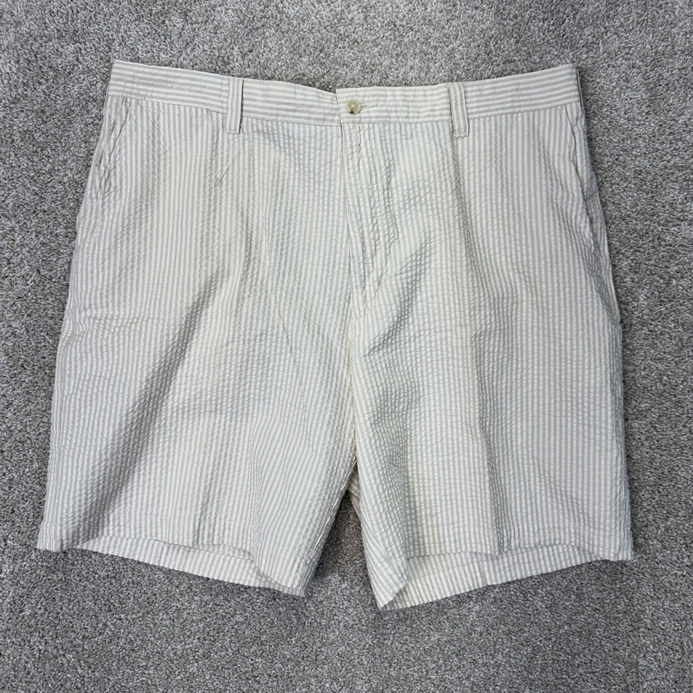 IZOD Shorts Mens 40 Seersucker Beige Striped Cotton NEW